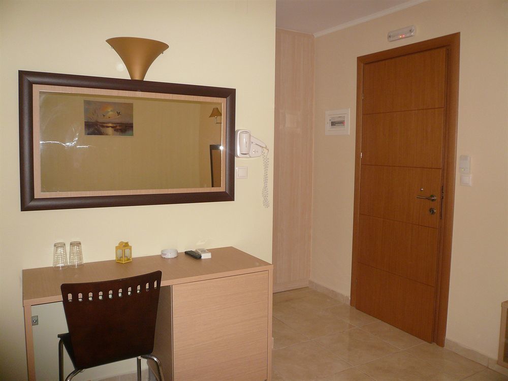 Hotel Avra Ligia Zewnętrze zdjęcie